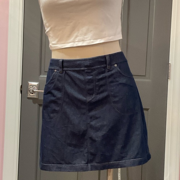Athleta Bettona Dark Blue Denim-look Skort - Picture 4 of 12
